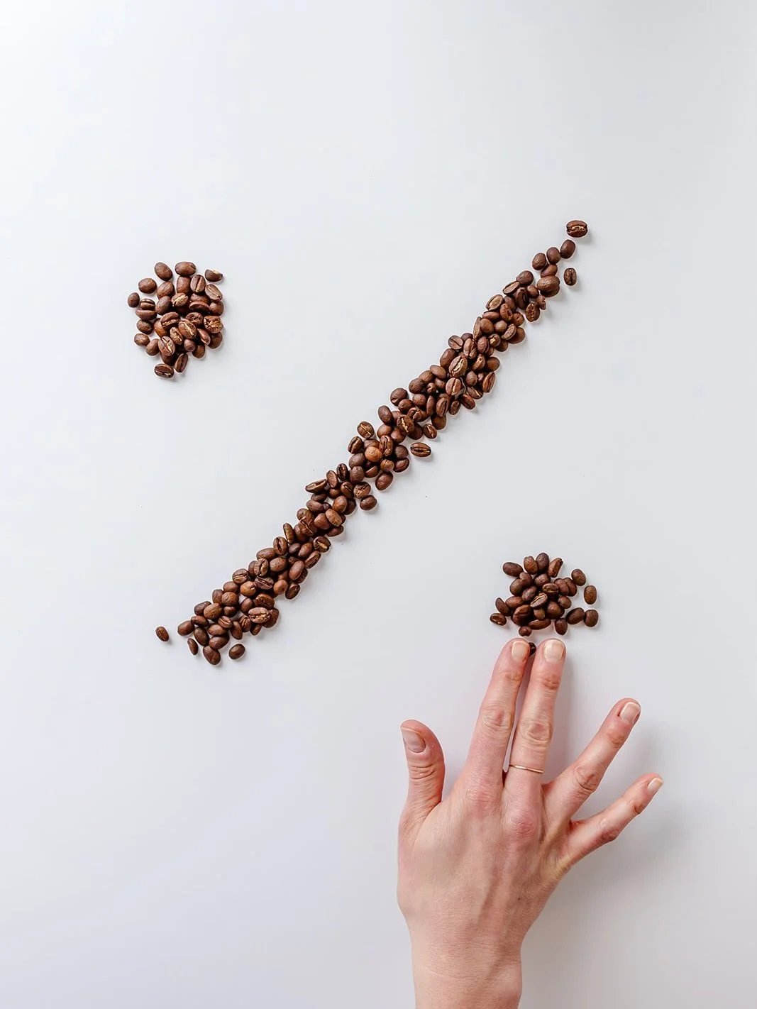 Bookkeeping but make it human! 📖 

The goal of this brand session with Doppio Bookkeeping was to create images for website + marketing that felt trustworthy, clean, warm, playful and that clients are actually working with a human with personality no