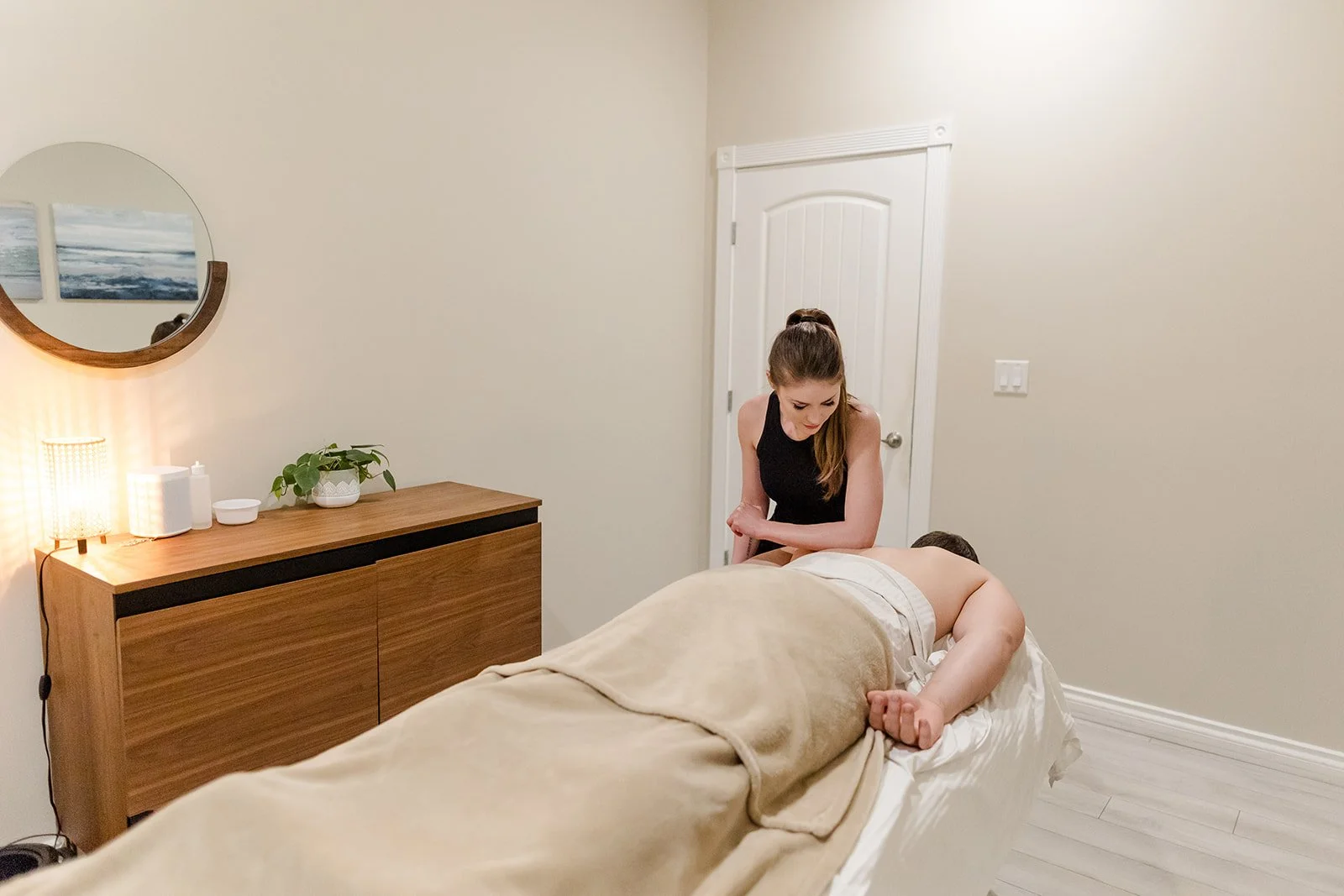 Bringing a Friendly RMT Team to Life Through Brand Photography