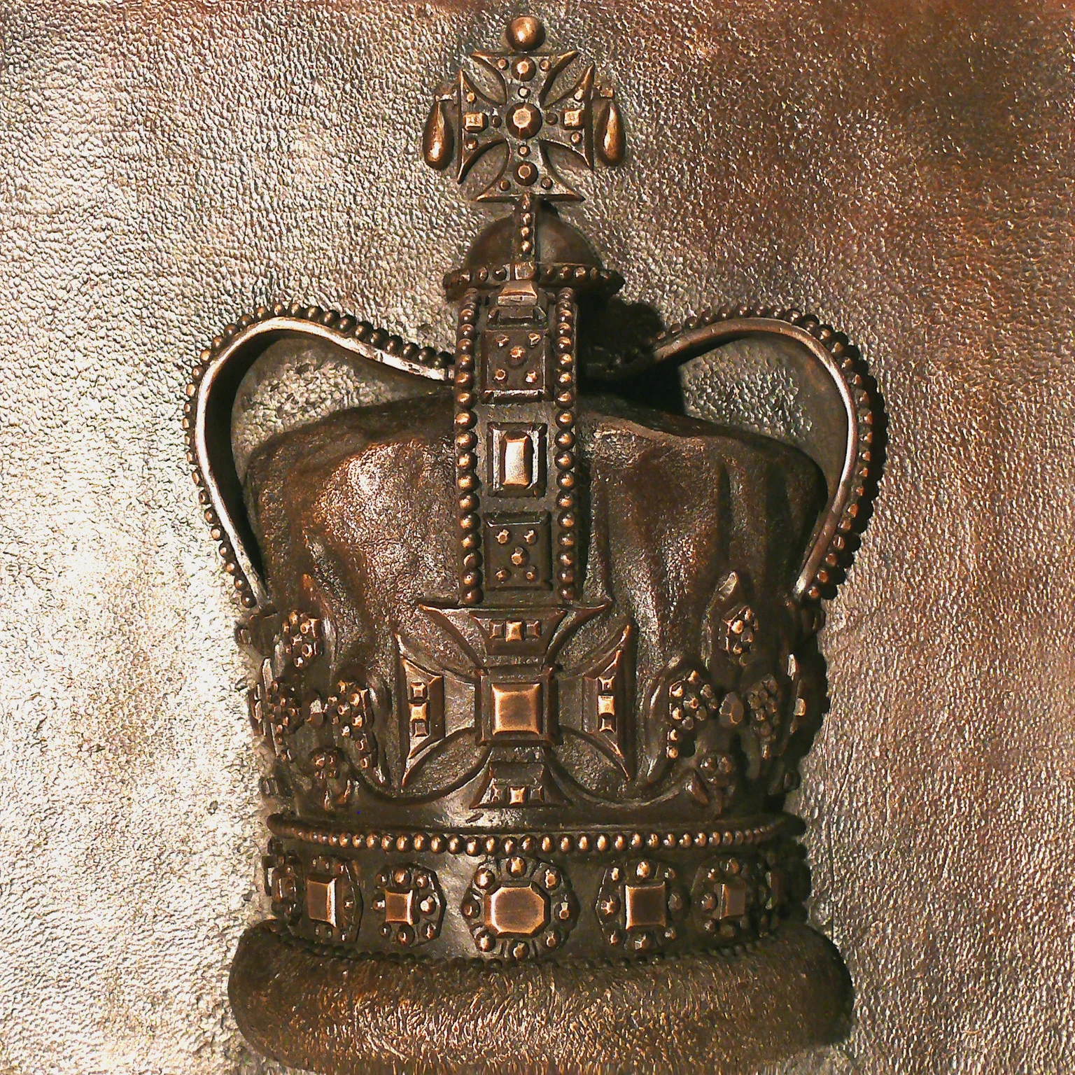 St Edwards Crown.jpg