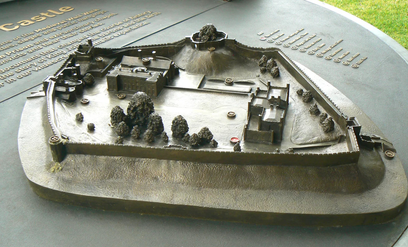 Lincoln Castle.8.jpg