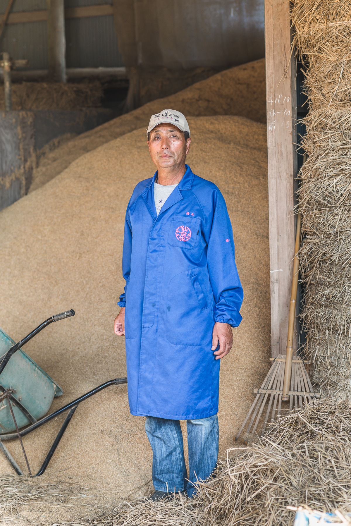  Hashimoto Takashi, 68, Ishinomaki, Cattle and Rice  Takashi has been farming for 50 years on the same land as his parents.&nbsp;His three children live in Hokkaido and Ishinomaki, where they work as teachers.  For three years following the tsunami, 