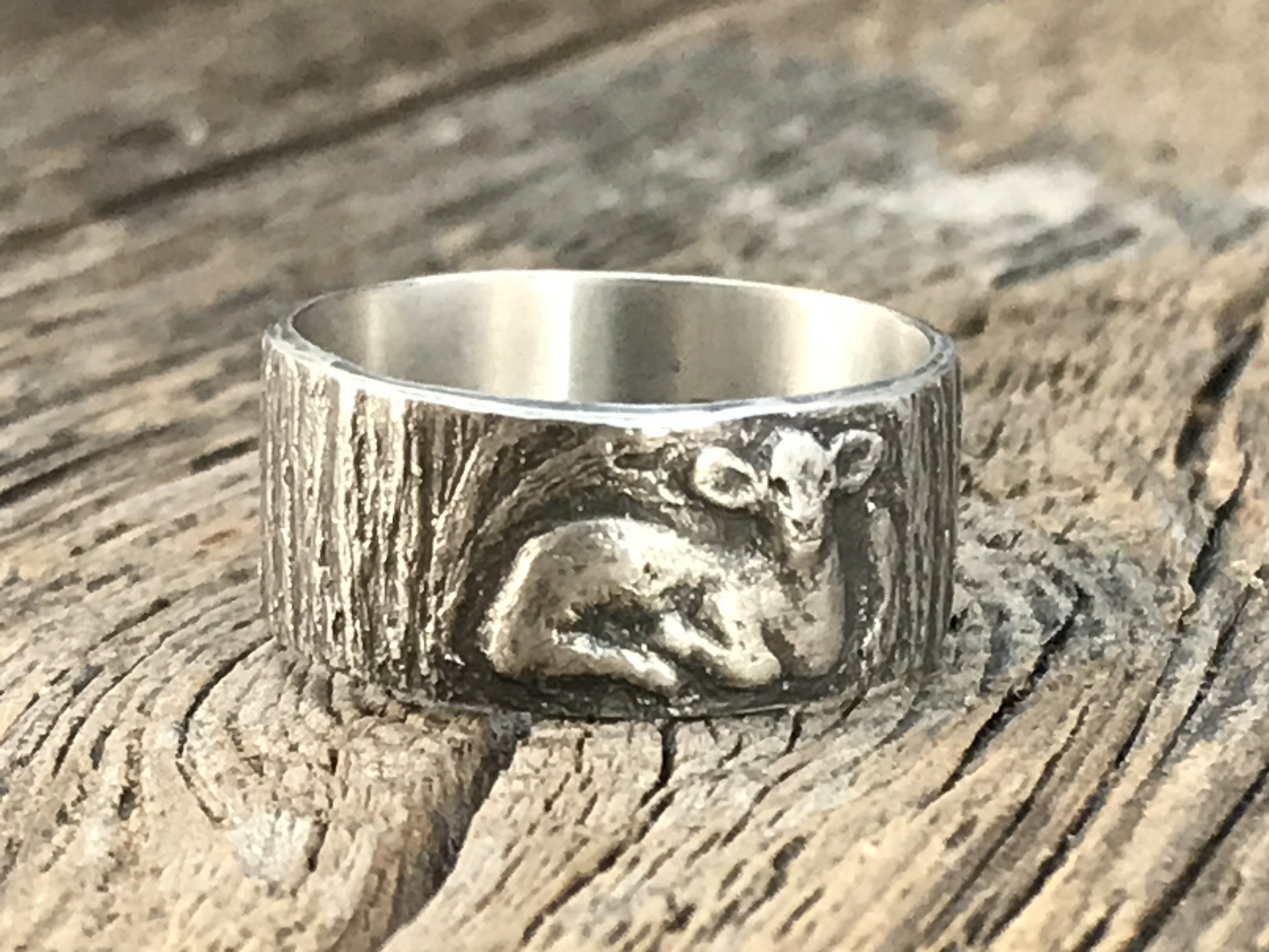 Lamb Ring
