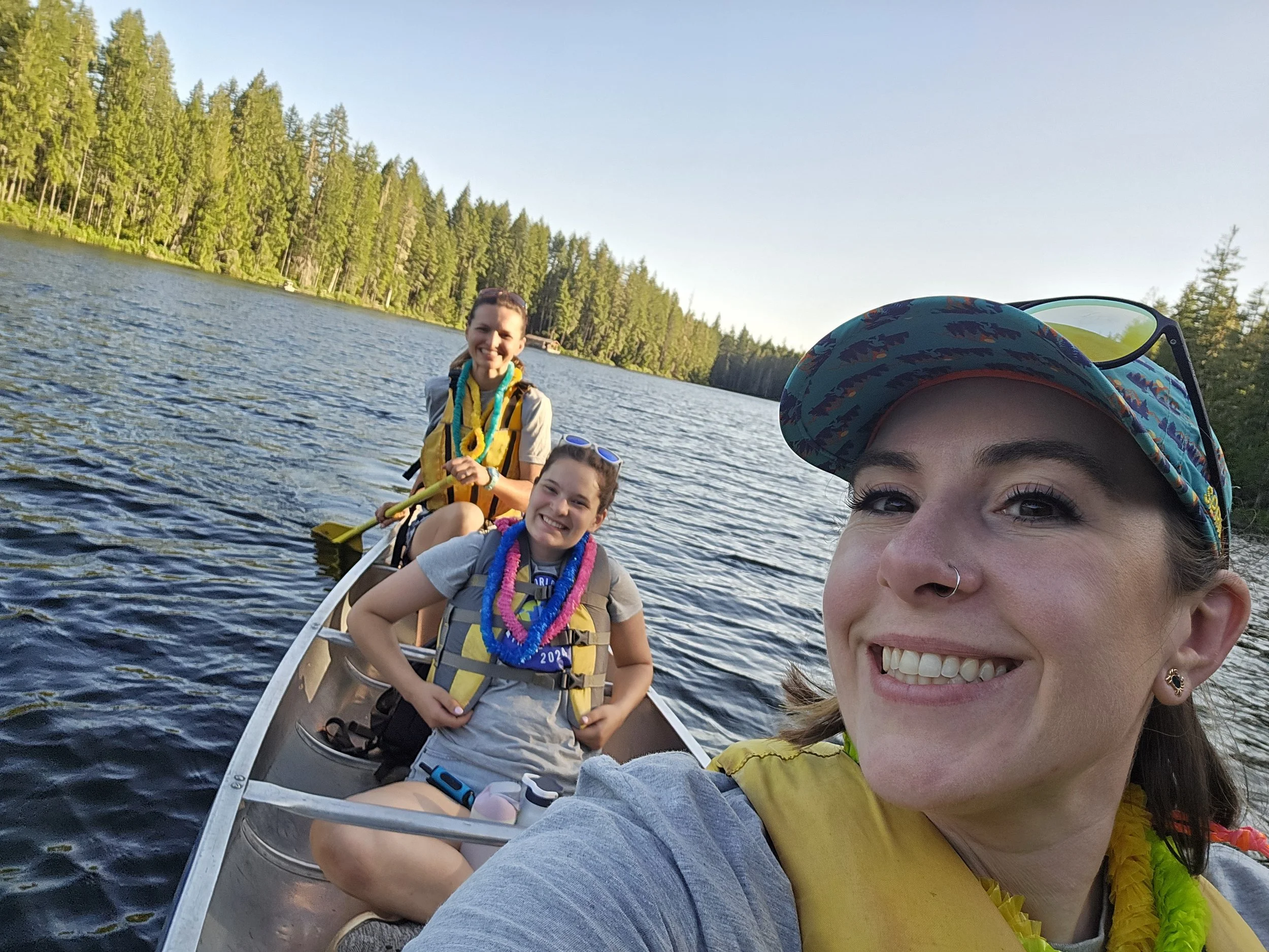 trail-and-sail-community-camp-girl-scouts-western-washongton-gsww-ark-leaders-canoing-metal-canoe.jpg