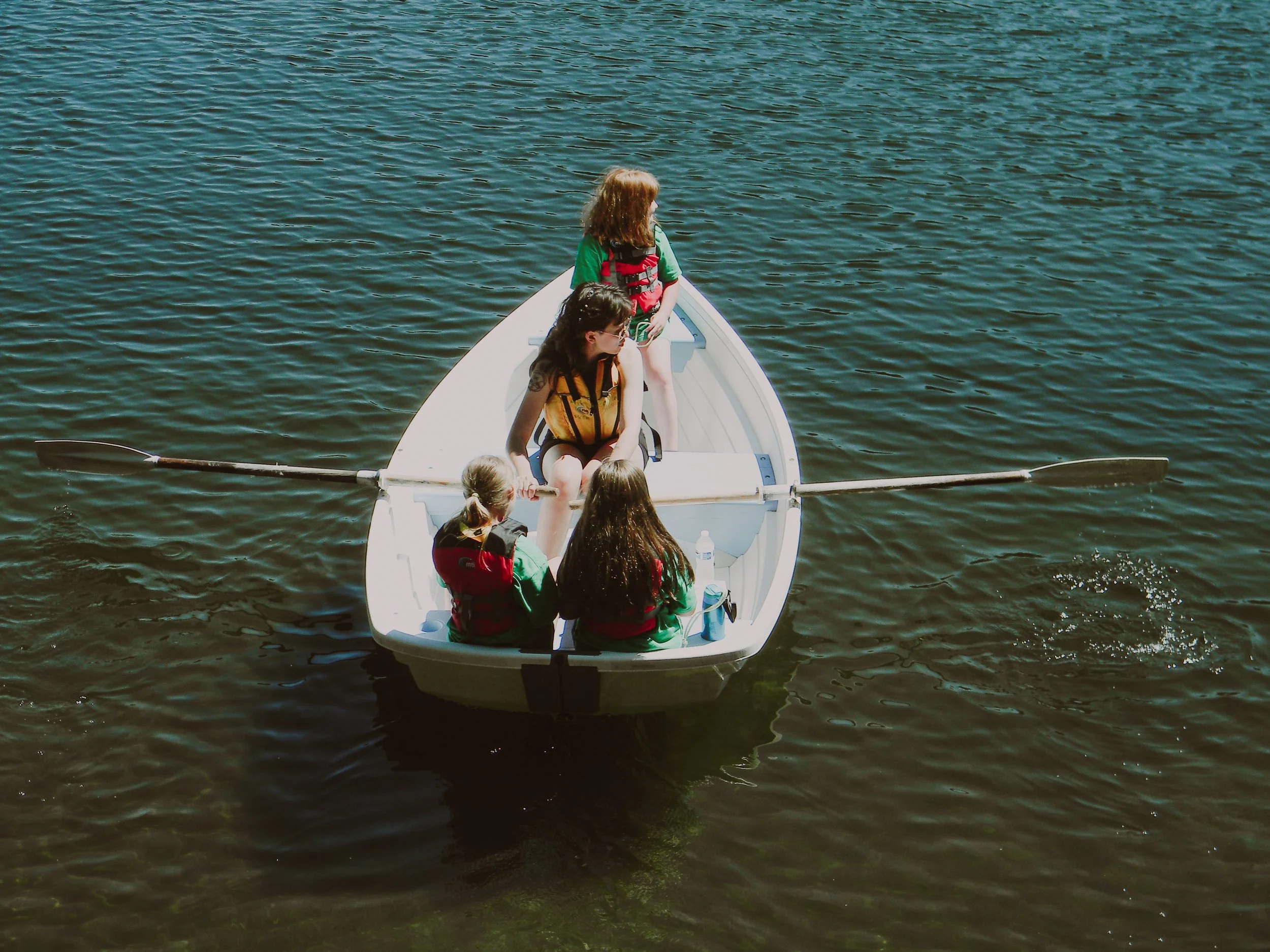 trail-and-sail-community-camp-gsww-girlscouts-western-washington-row-boat.jpg