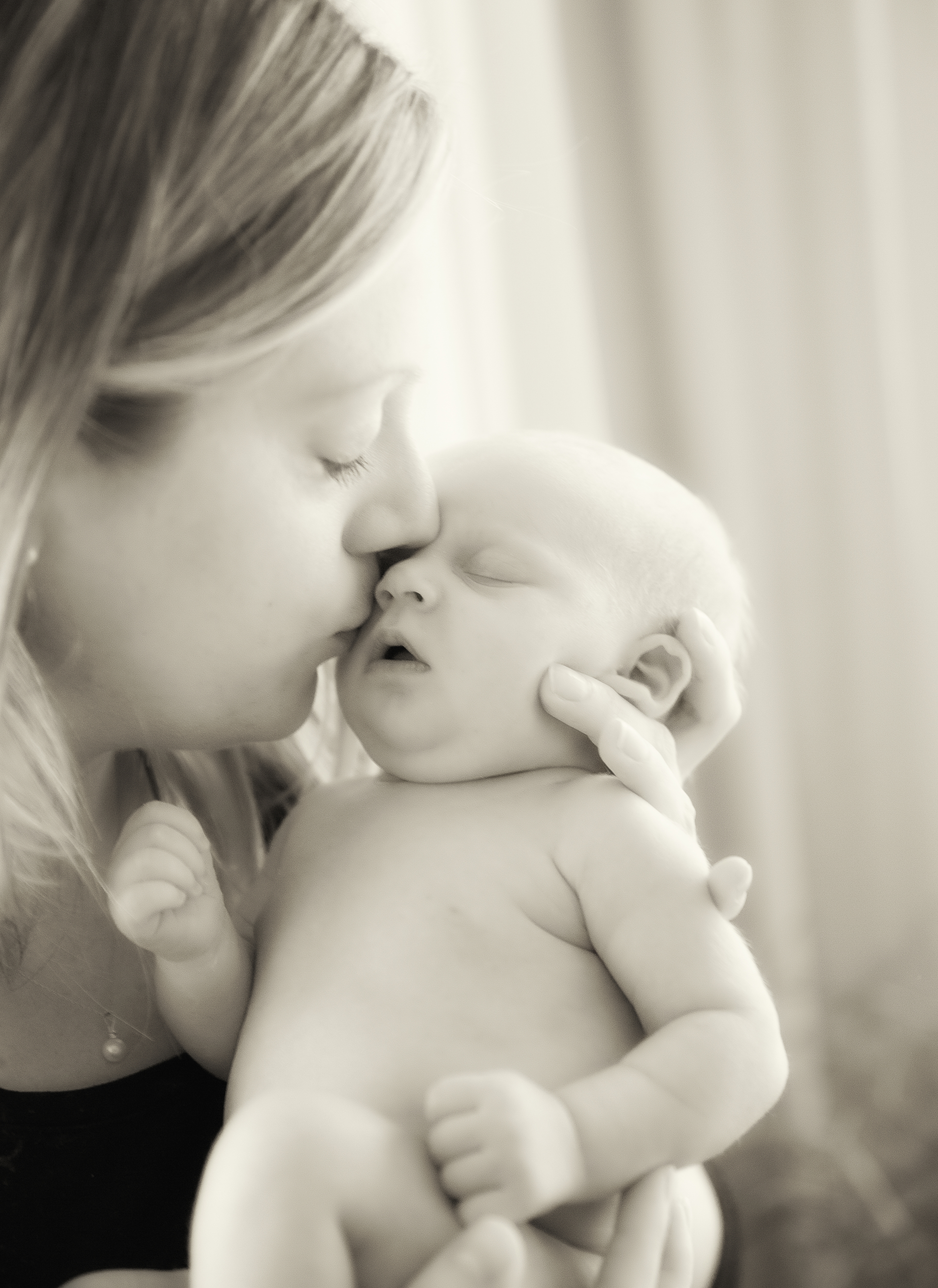 Astrid and Noelle BW-Edit.jpg