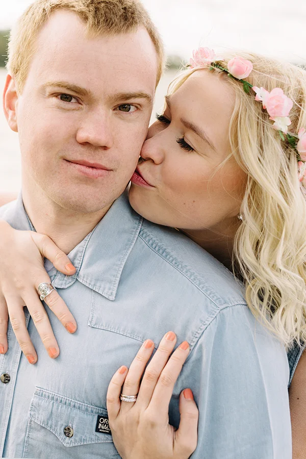 Kihlakuvaus Rauma, Kihlakuvaus Helsinki, Parikuvaus, Engagement Shoot, Couple Shoot in Finland