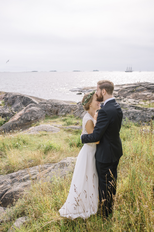 Dokumentaarinen hääkuvaus Tenalji von Fersen, Suomenlinna, Helsinki, Documentary Wedding Photography at Tenalji von Fersen, Suomenlinna, Helsinki, Finland, Destination Wedding Photographer