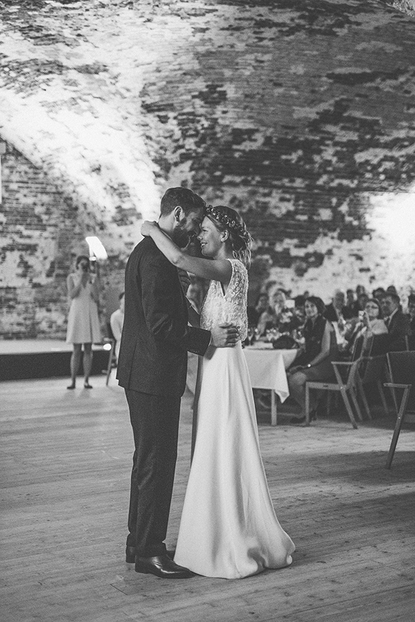 Dokumentaarinen hääkuvaus Tenalji von Fersen, Suomenlinna, Helsinki, Documentary Wedding Photography at Tenalji von Fersen, Suomenlinna, Helsinki, Finland, Destination Wedding Photographer