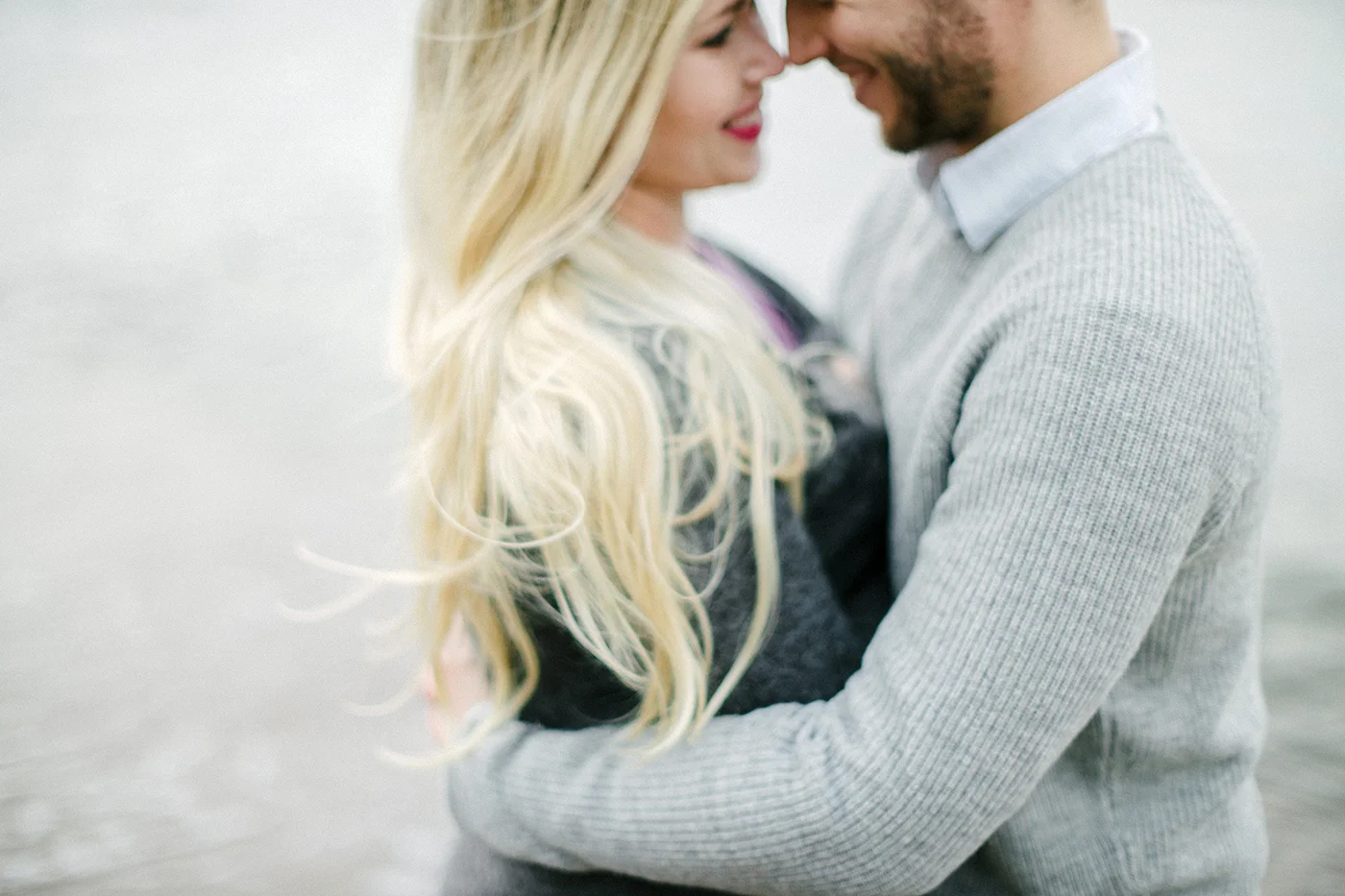 Sari & Mikko - Beach Engagement Couple Shoot in Hanko kihlakuvaus parikuvaus - Susanna Nordvall - Hey Look (18).jpg