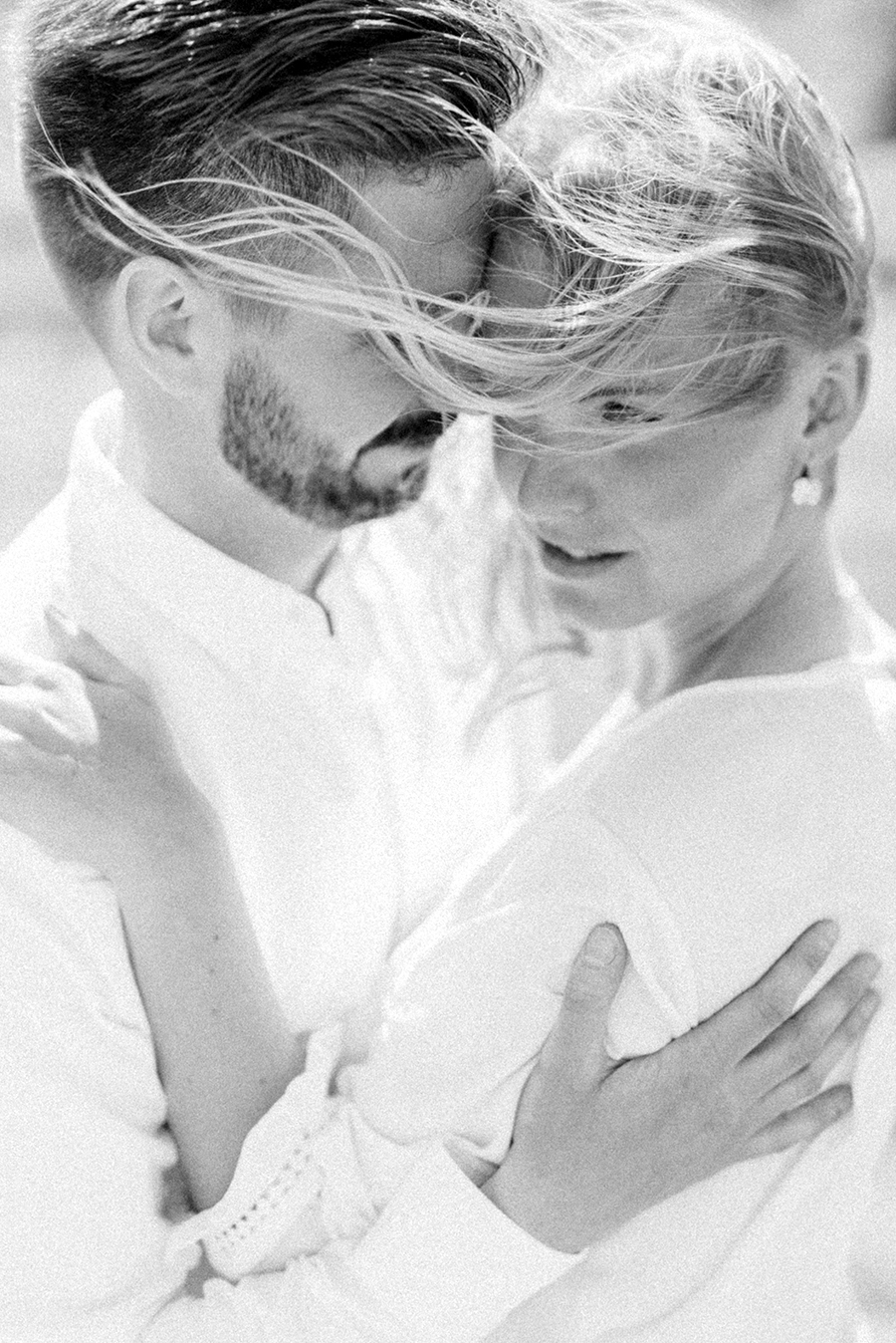 Windy couple shoot in Naantali Parikuvaus Naantalissa (7).jpg