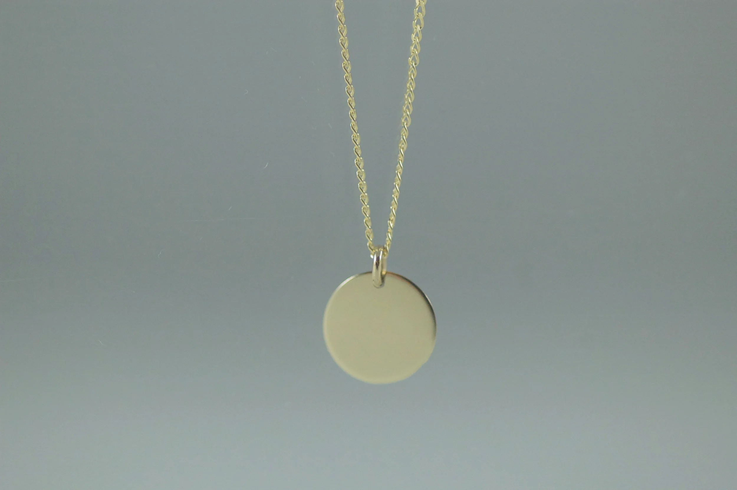 gold dot close up .jpg