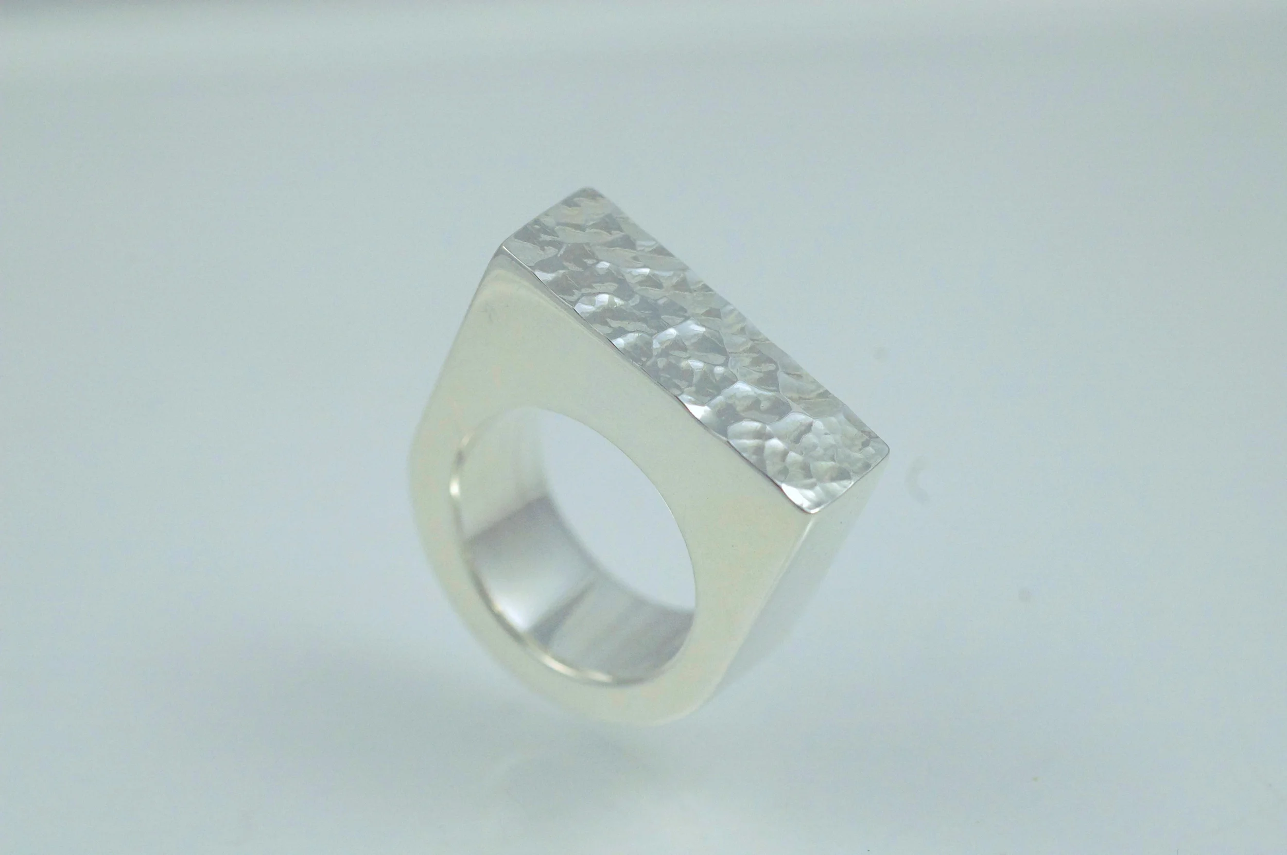 large hammer effect ring .jpg