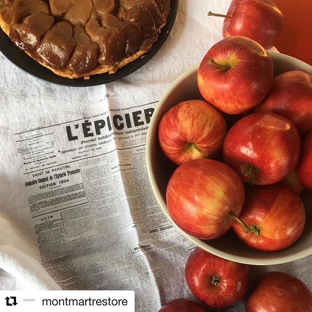 Love this picture from @montmartrestore in Australia ❤️ #french#france#cafe#coffee#food#fooding#recipes#recettes#tartetatin#love#linen#lin#table#tablelinens#homelinen#interiordesign