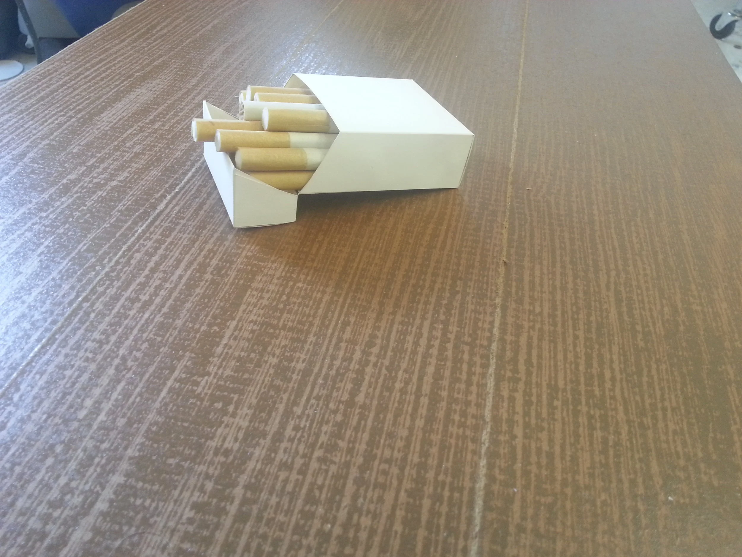 03_Paper_Cig_Scene_2.jpg