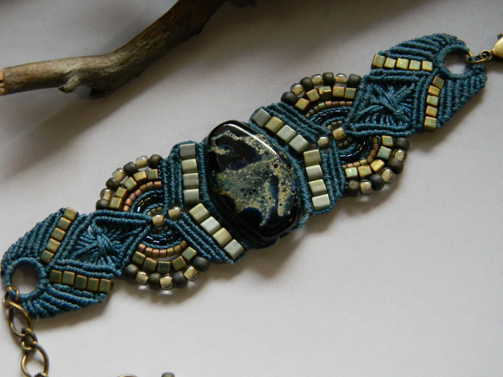 micro macrame 008.jpg