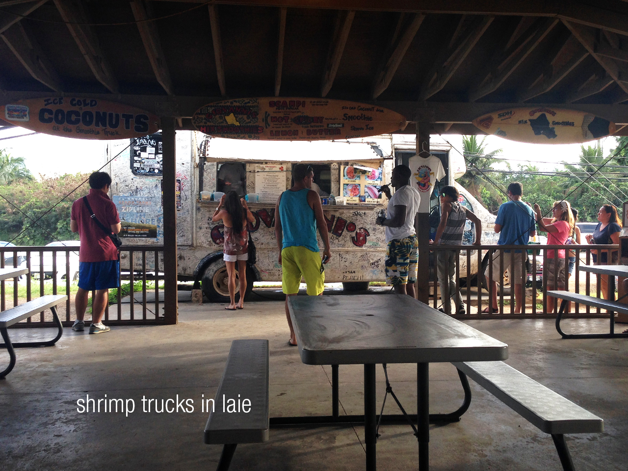 Dinner Time at Giovani's shrimp truck!