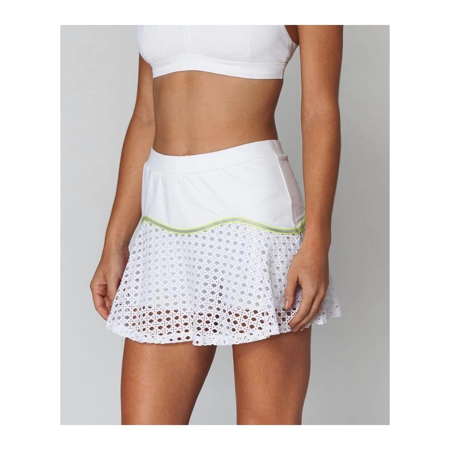 L&rsquo; E T O I L E  S P O R T 
@letoile_sport #tennis #active this is one of the best tennis skirts fit I&rsquo;ve seen. #dzinestex #fabric