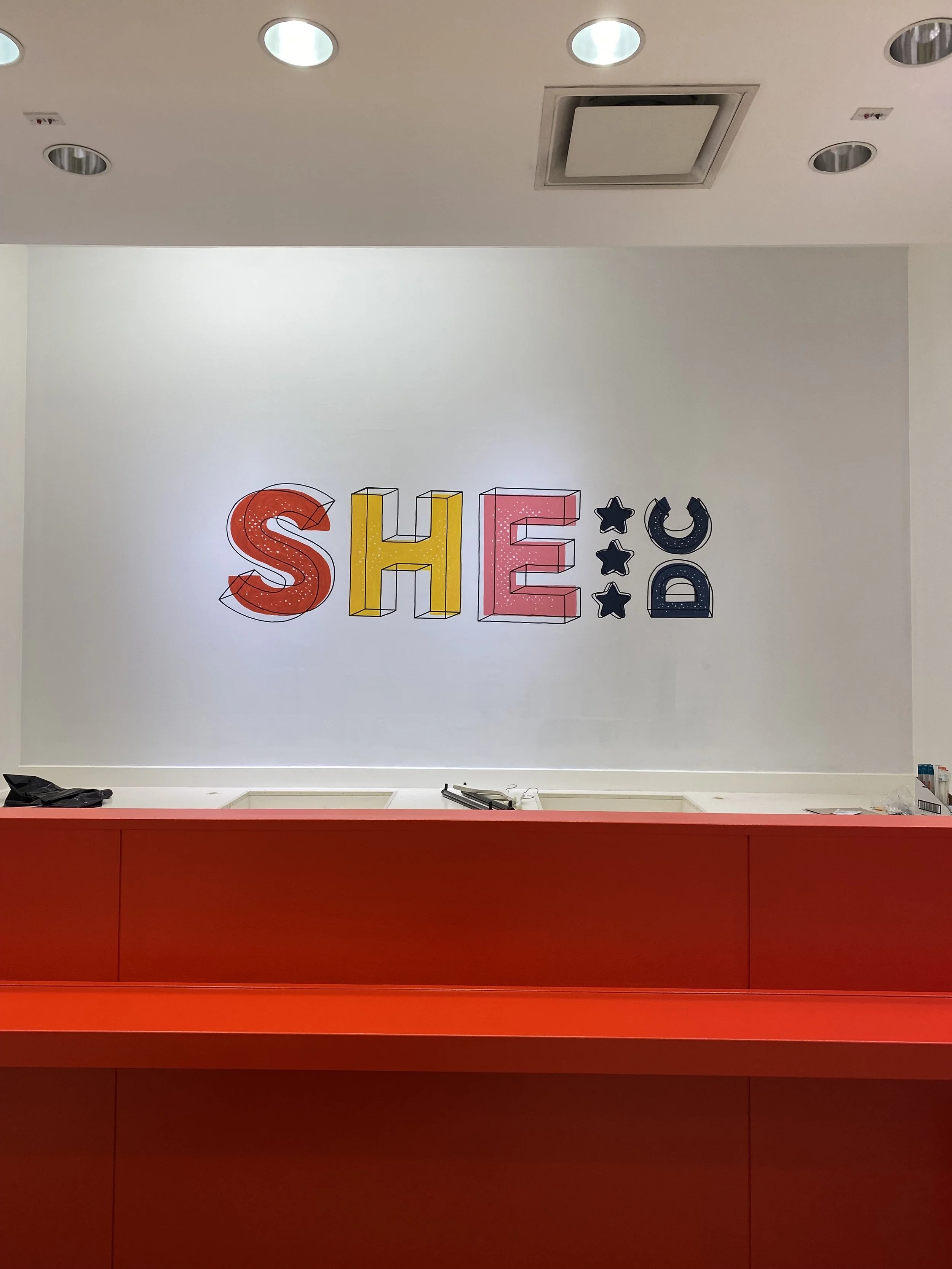 Finished logo with the red bar in front.