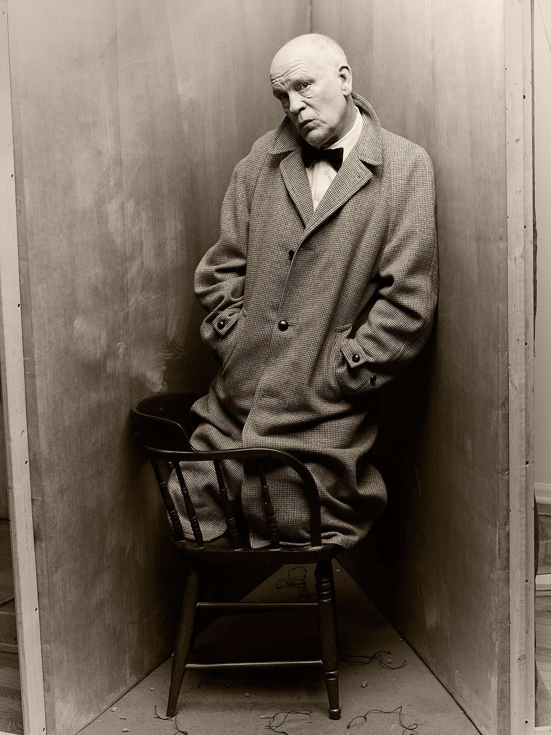 the-series-began-two-years-ago-when-sandro-came-up-with-the-idea-to-pay-homage-to-his-hero-irving-penn-by-recreating-one-of-his-iconic-images-a-photograph-of-the-author-truman-capote-kneeling-on-a-chair-wedged-in-a-corner-created-in-penns-studio-he-r.jpg