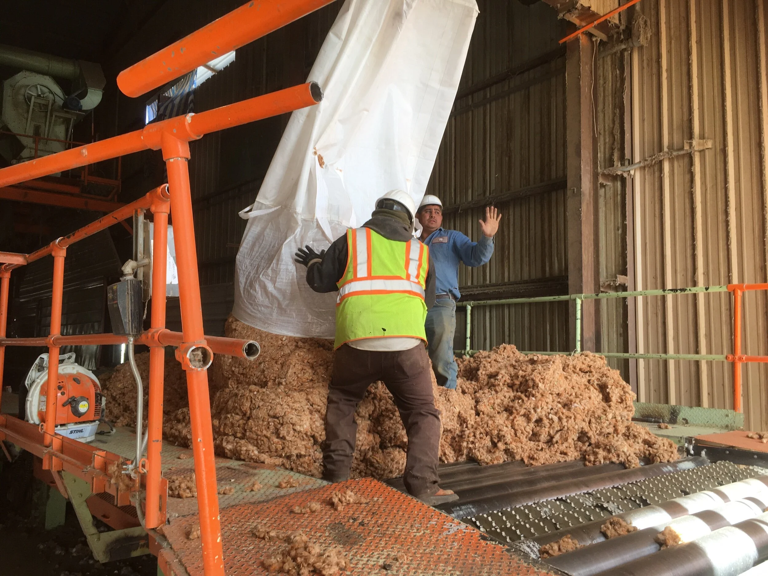 FF216926-F3B6-4610-9C26-B3EA076E6C9E