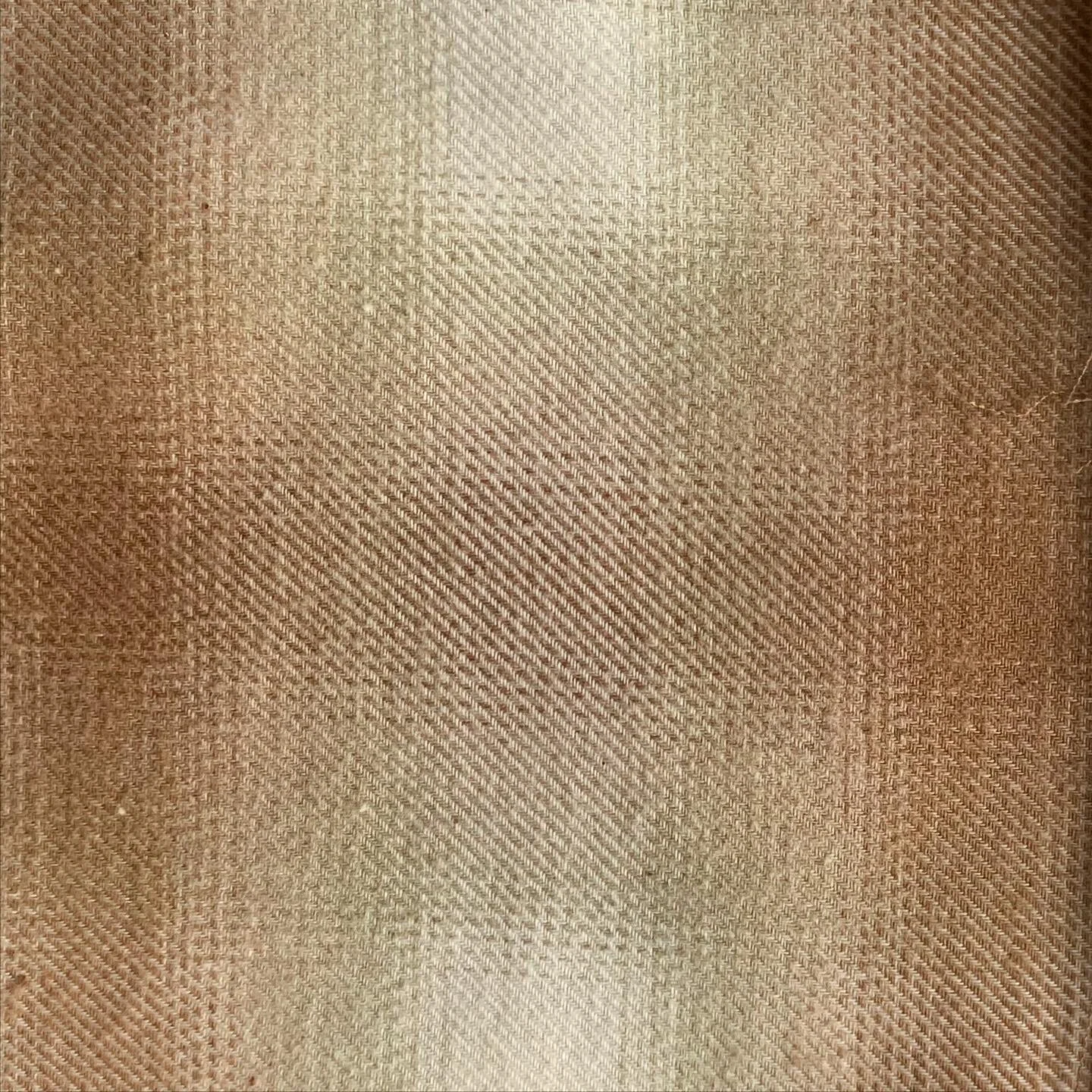 C8F579E1-9D96-476D-8366-6D60080DC90C