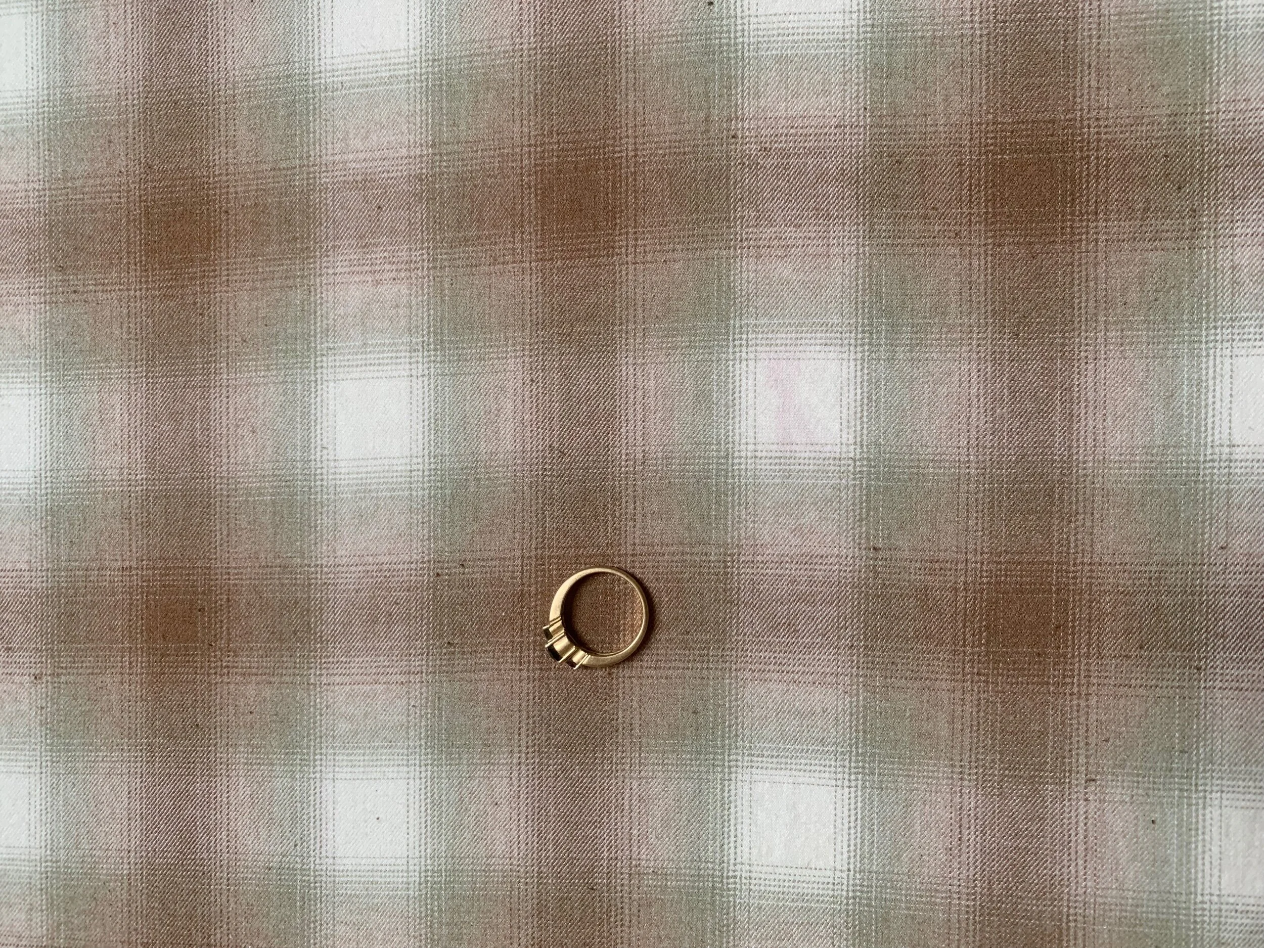 AAE5D815-88E2-48B9-9751-5A687F7DF889