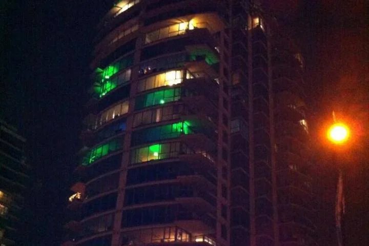 Vancouver Towers, Green Lights! 