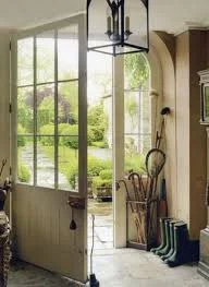 Open the door, and find the resting place for your Umbrella. Waiting until the next rainy day adventure. 