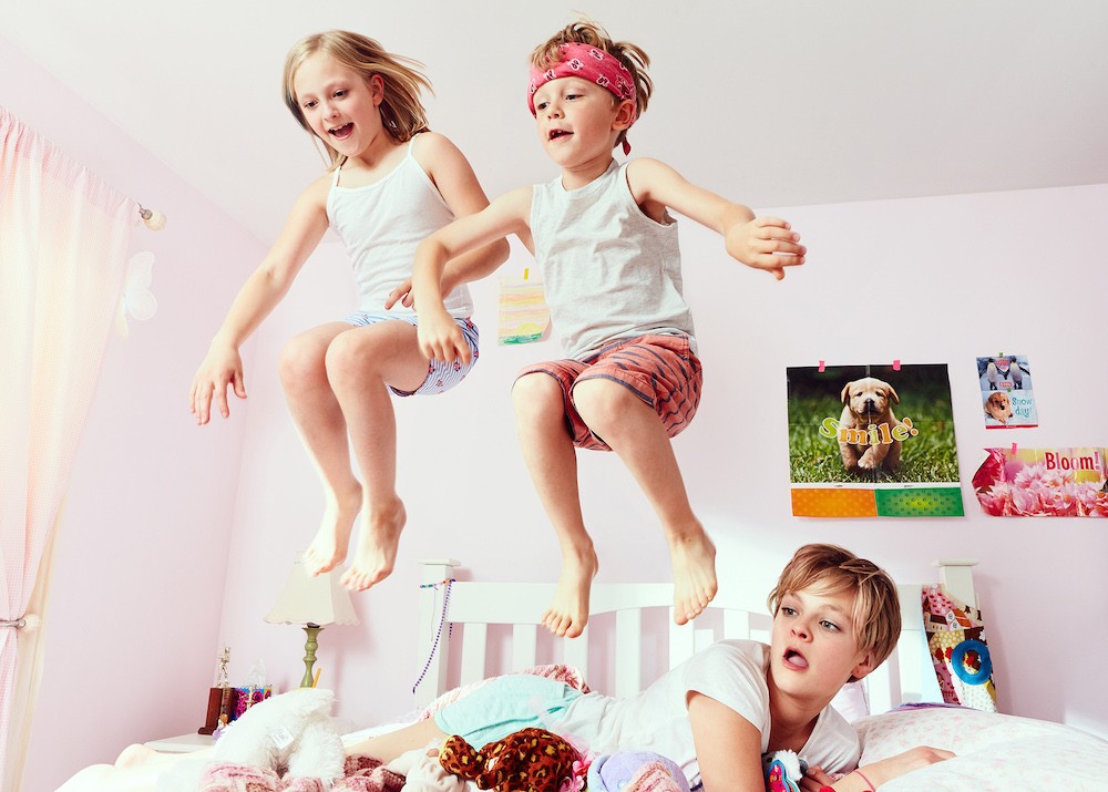 Kids-jumping-bed.jpg