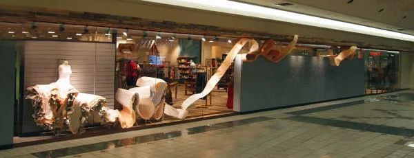 fashion main window.jpg