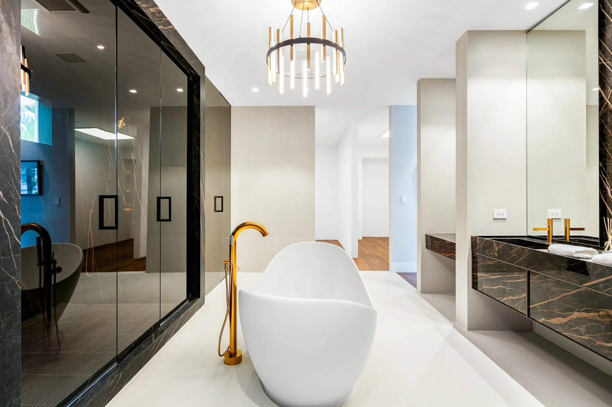 Master_Bath_1.jpg