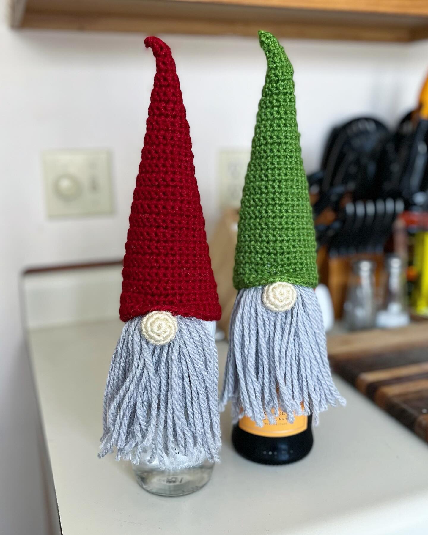 The Gnomies are ready to🍾pop some bottles🍾 
🎉Happy New Year Everyone🎊
.
.
.
#Gnomes #Crochet #Handmade #OkdLadyStatus #BottleToppers #NanasCraftyHome @nanascraftyhome