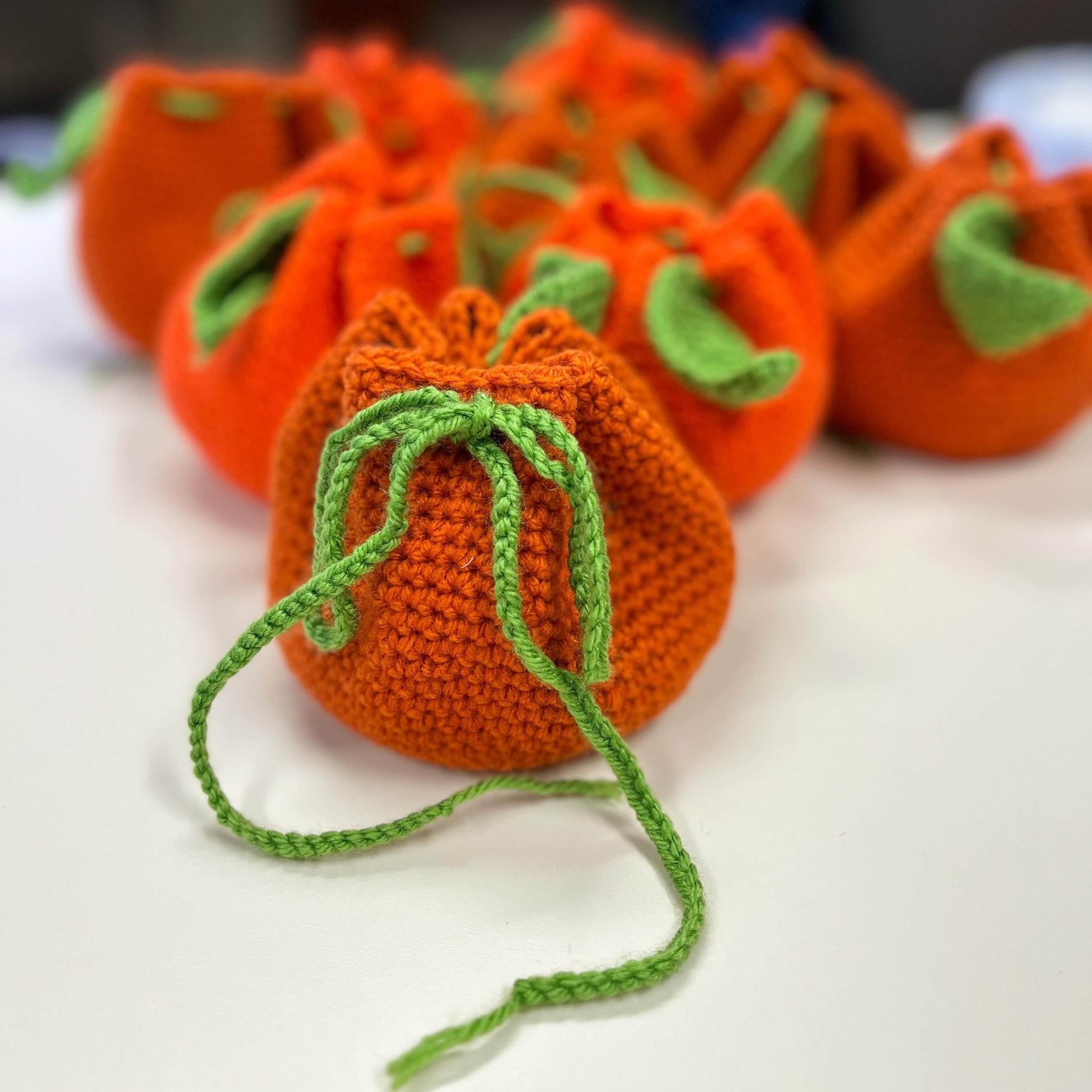 🍊We made it to the end of the academic year! 🎓🍊 
Congrats to all the grads out there!!
.
Made some orange pouches for our student team for a year of hard work. Go Orange! 
.
#Handmade #Crochet #Orange #OldLadyStatus