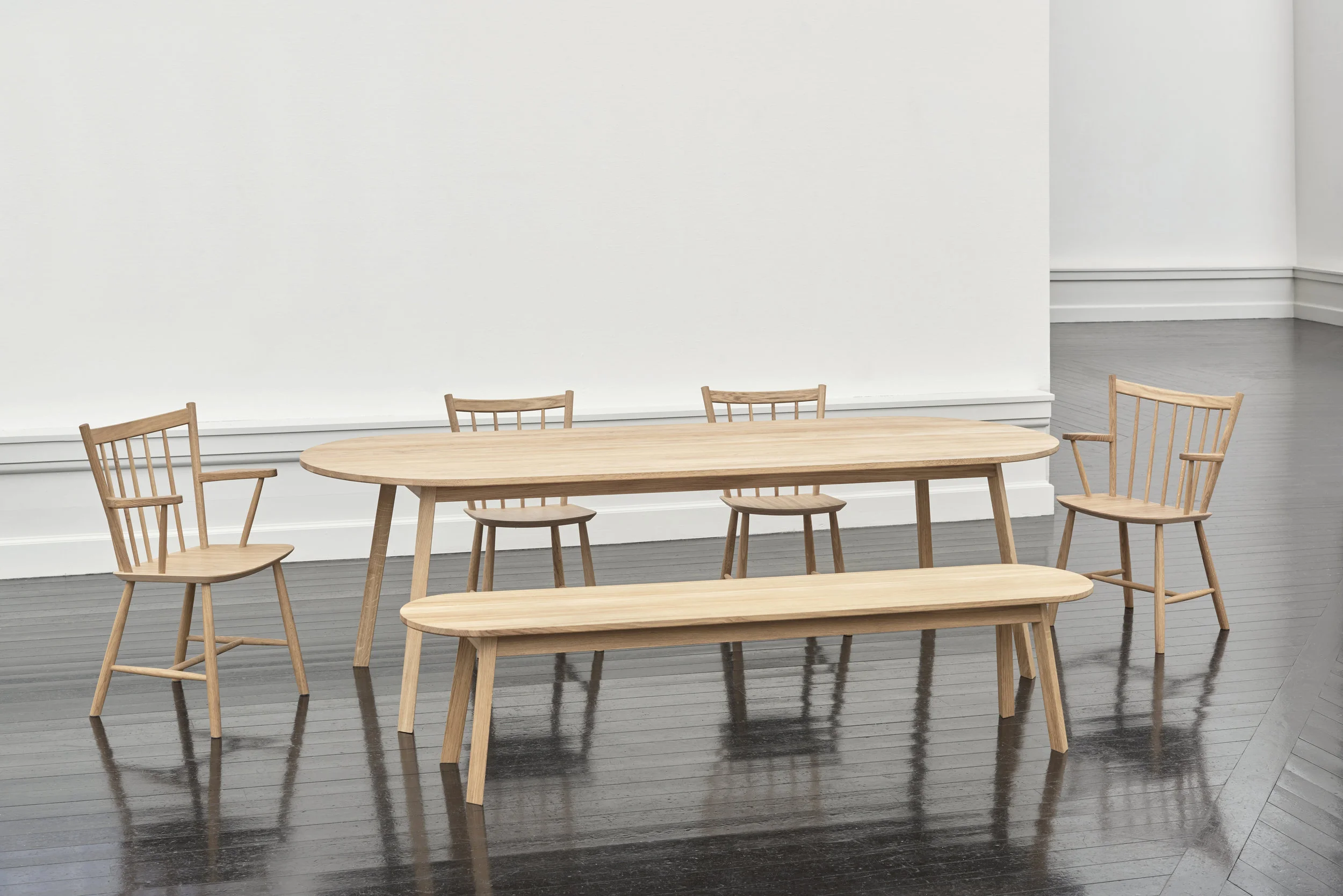 J42_J41_Triangle Leg Table_Triangle Leg Bench.jpg