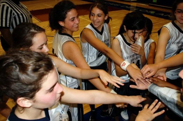 Lycée Lions Girls' Basketball Team, Senior Season 09-10