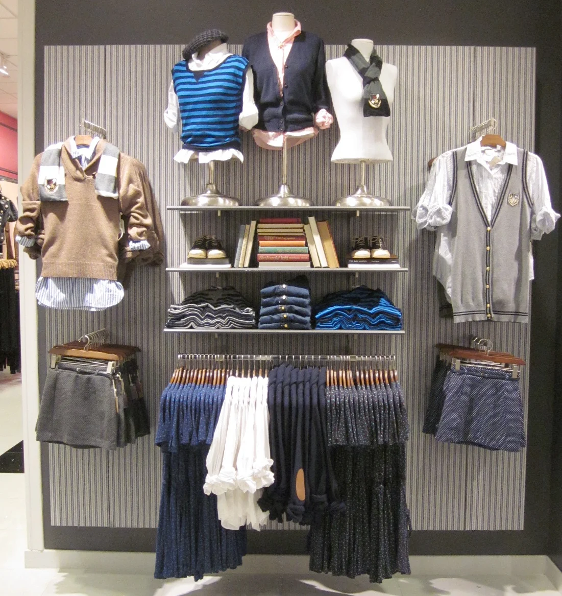 Women's Heritage F21 Cerritos Directive
