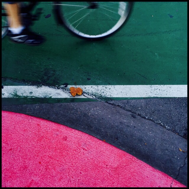 Bike lane, curb