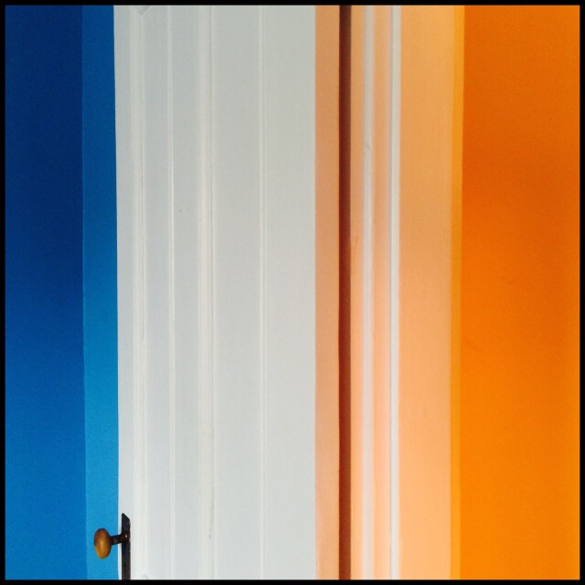 Corner, open door, wall