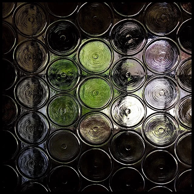 Rondel window detail