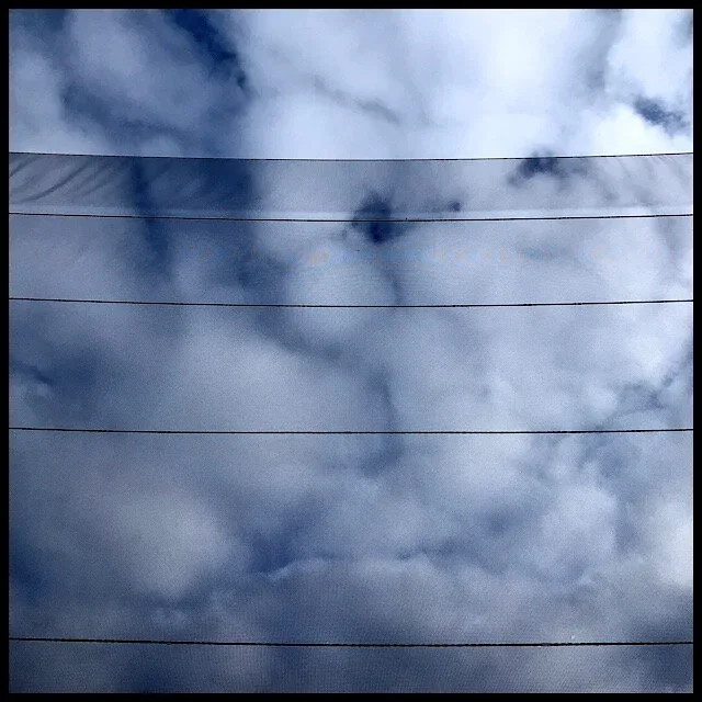 Sky net (golf driving range)