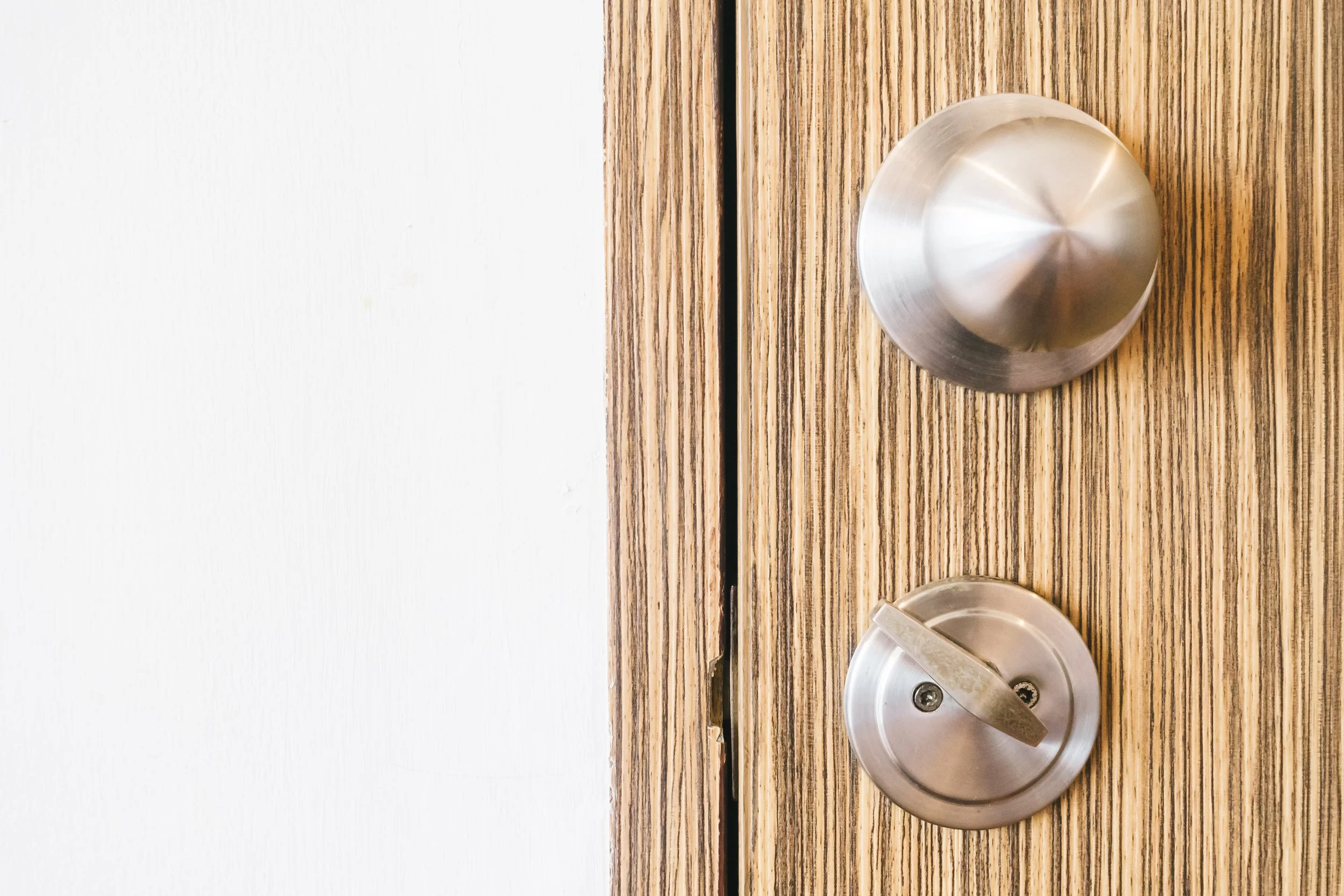 Door Handle Buying Guide: Styles, Finishes &amp; Functions Explained