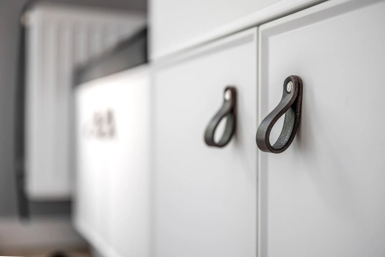 Small Changes, Big Impact: How Drawer Pulls Can Refresh a Bathroom