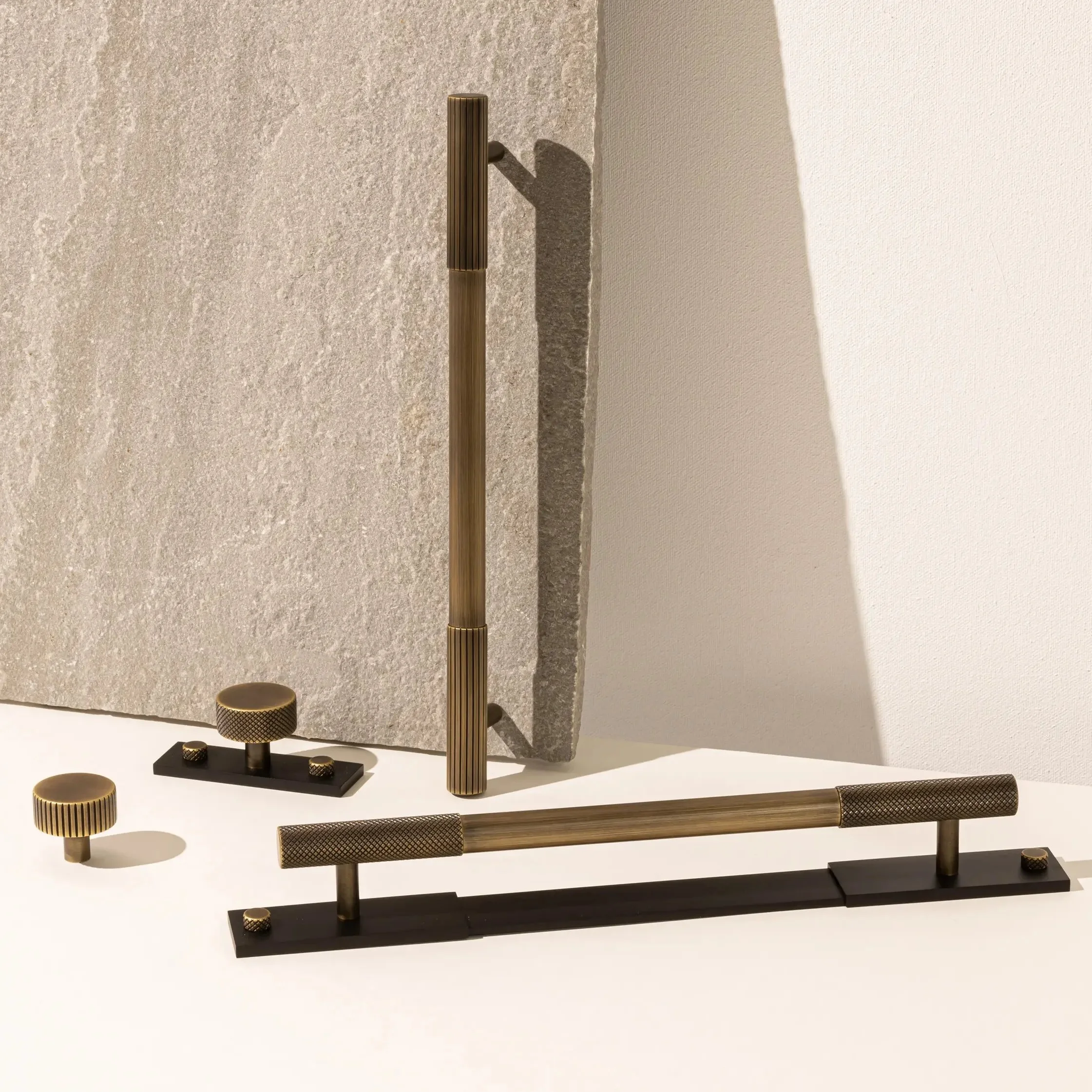 7 Jaw-Dropping Custom Architectural Hardware Pieces to Elevate Your New ...