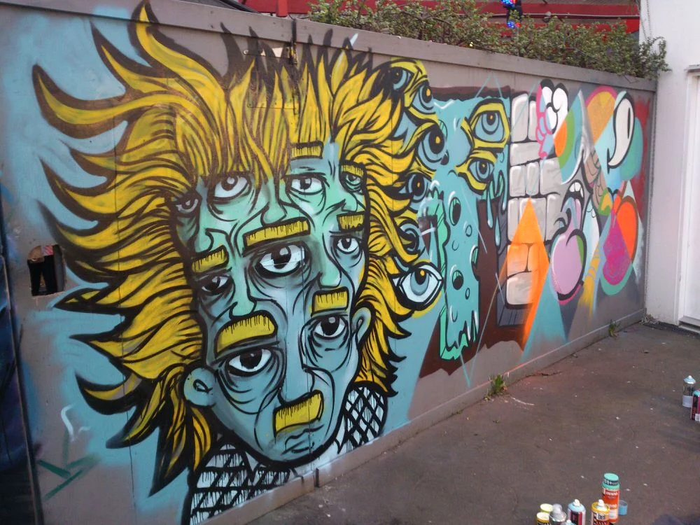 Einstein-Workshop-sam-shennan-theud3-ud3-design-illustration-art-sydney-australia-custom-graphic-designer-illustrator-mural-street-artist
00-1.jpg