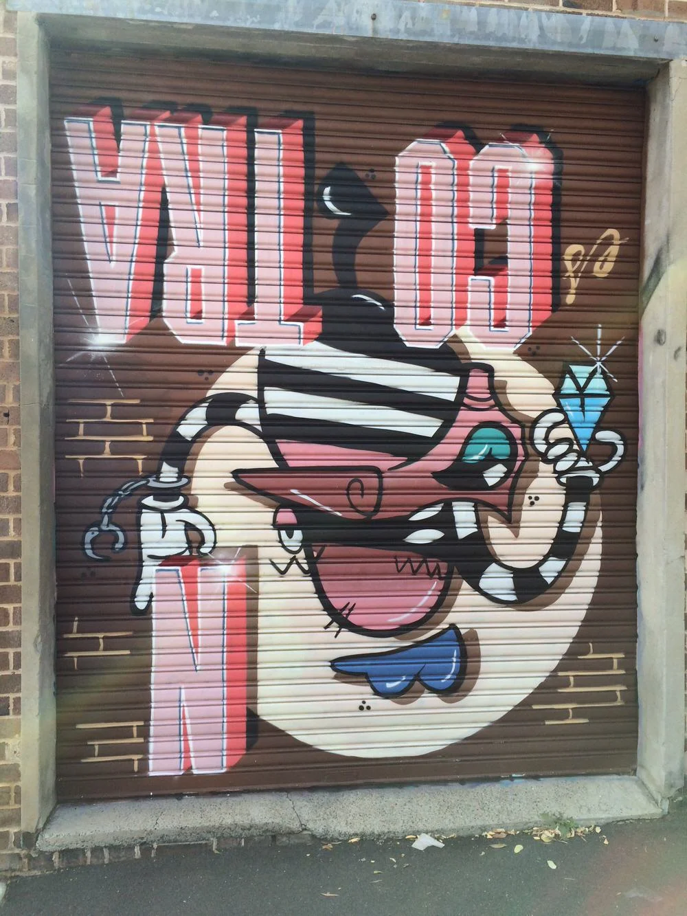 Commune-roller-door-Mike-Watt-sam-shennan-theud3-ud3-design-illustration-art-sydney-australia-custom-graphic-designer-illustrator-mural-street-artist
00-1.jpg