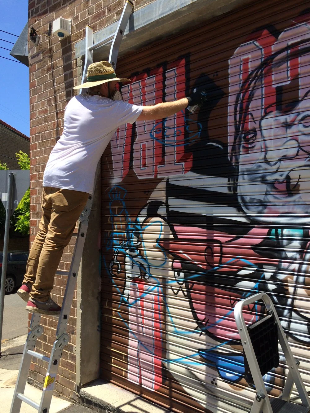 Commune-roller-door-Mike-Watt-sam-shennan-theud3-ud3-design-illustration-art-sydney-australia-custom-graphic-designer-illustrator-mural-street-artist
01-1.jpg