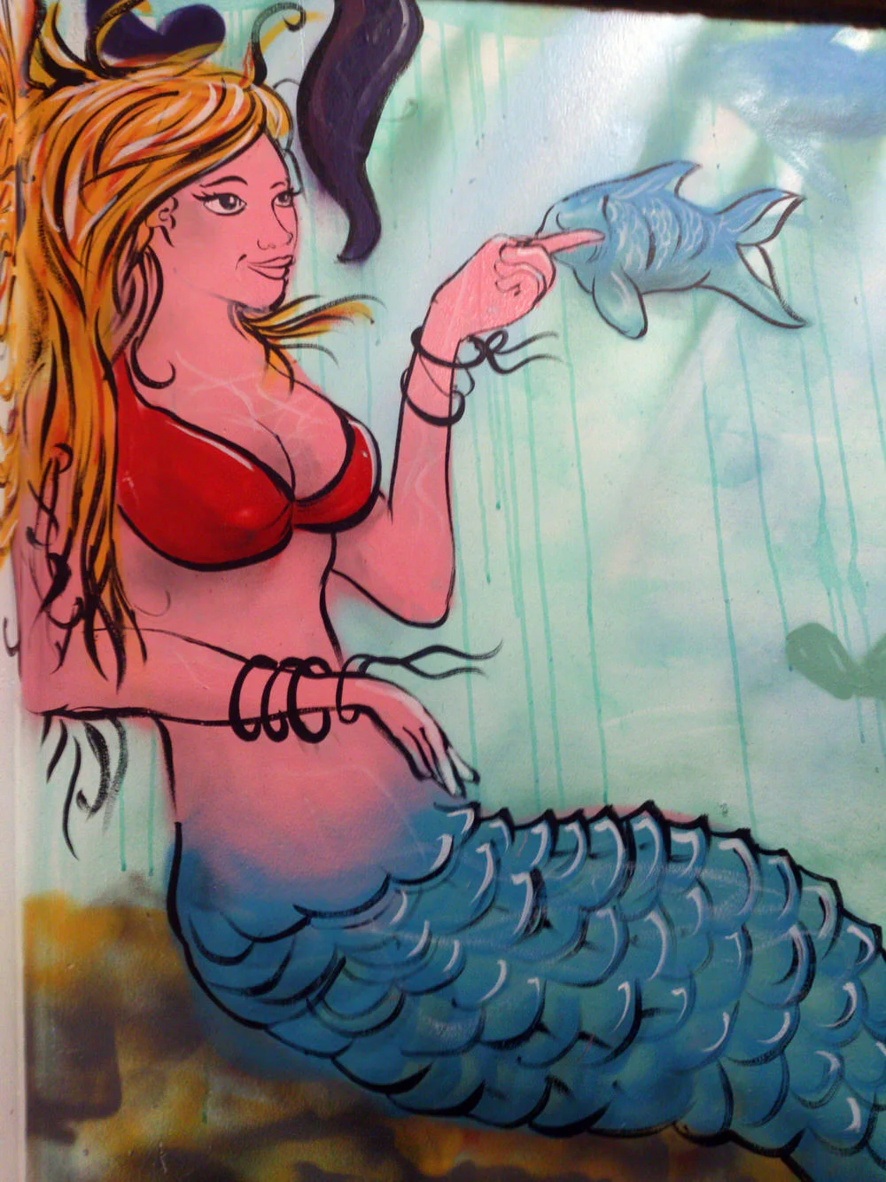 Mermaid-Mural-Maoubra-Hay-Warehouse-sam-shennan-theud3-ud3-design-illustration-art-sydney-australia-custom-graphic-designer-illustrator-mural-street-artist
06-1.jpg