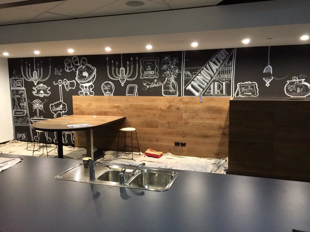 Mirvac-Mural-sam-shennan-theud3-ud3-design-illustration-art-sydney-australia-custom-graphic-designer-illustrator-mural-street-artist
04-1.jpg