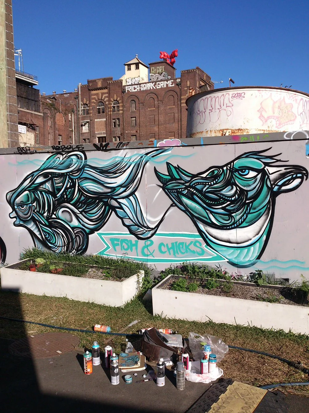 Workshop-fishnchicks-sam-shennan-theud3-ud3-design-illustration-art-sydney-australia-custom-graphic-designer-illustrator-mural-street-artist
02-1.jpg