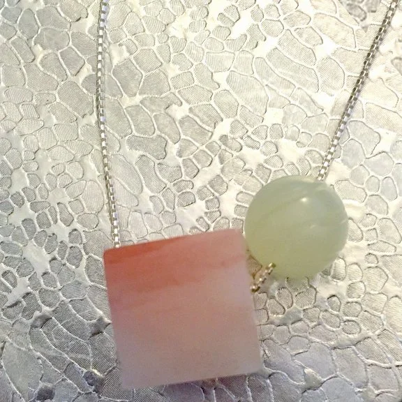 KEPTjwl_No33_AgateStoneJadeBeadCharmNklace_01_lo_kept_IMG_5354_edit.jpg